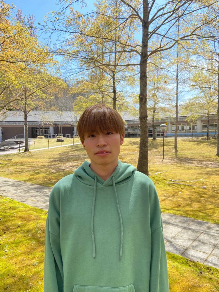 藤原　杏輔